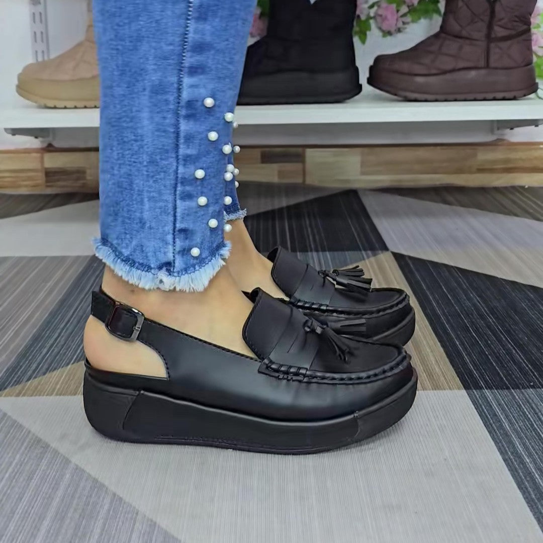 Women's tassel detail leather sandals